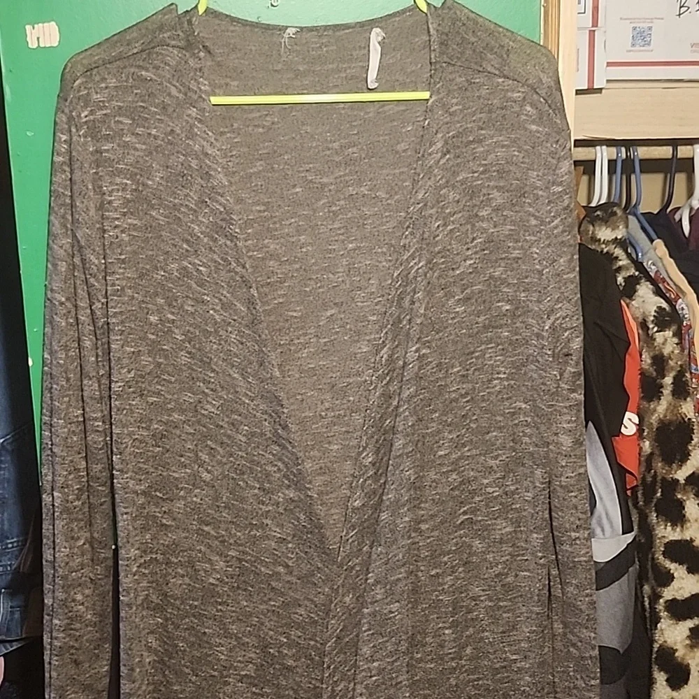 Brown sweater - Picture 3 of 5